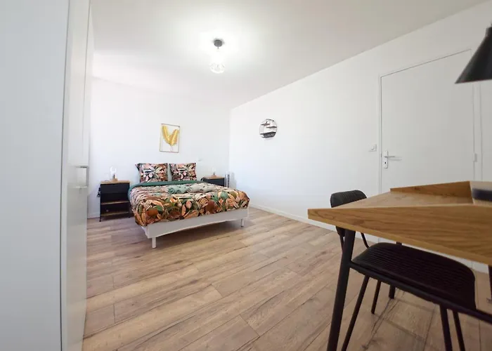 Le Soleilcasa - 3 Personnes - Bureau & Wifi